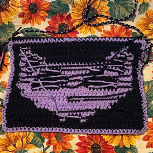 Handmade Black and Purple Cat Crochet Wallhanging - Picture 3 of 4